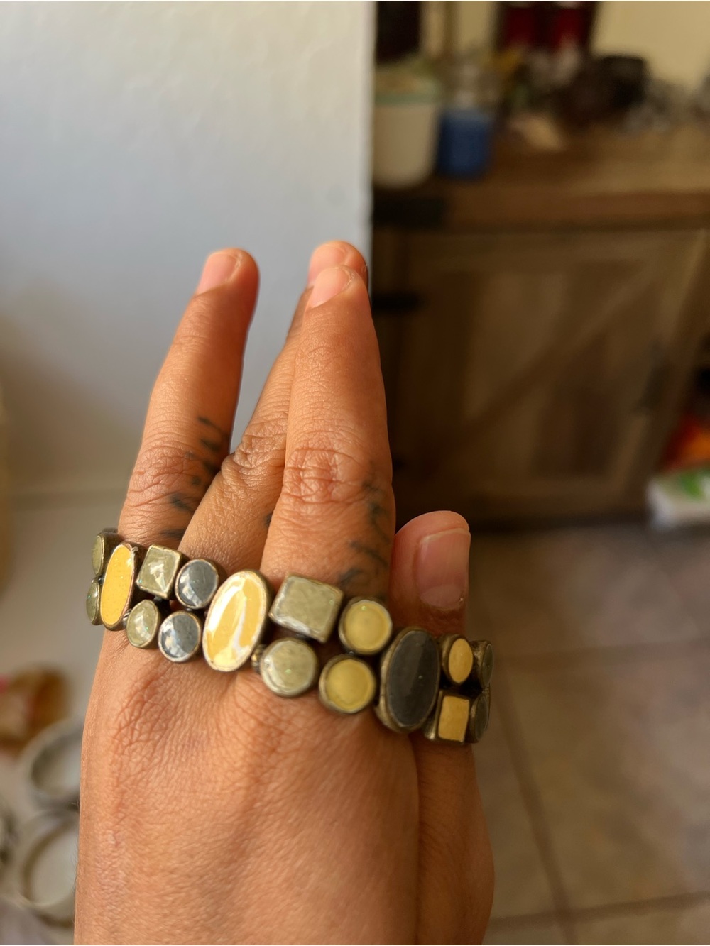 Y2K vintage Artisan Yellow and Gold Multi-Shape Stretch Bracelet - Women Jewelry